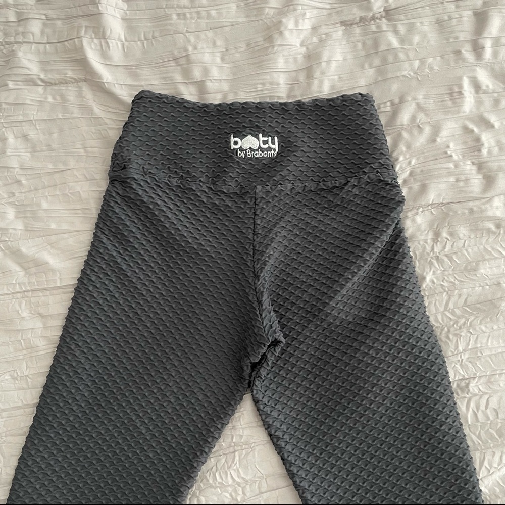 BBB dark gray croco leggings